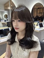 ジーナ 福岡天神(Zina)&nbsp;《Zina福岡天神》韓国風ミディアムレイヤーカット×顔周りカット