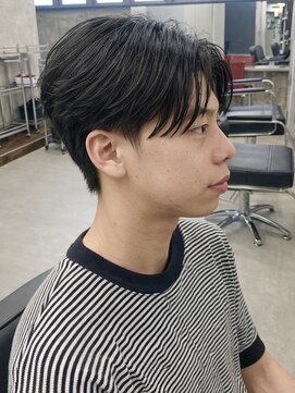 オルカ(ORCA) men's/ニュアンスパーマ/リバースセンターパート/眉毛/新宿