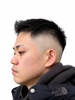 シザーズ(SCISSORS)&nbsp;スキンフェード/フェザーアップ/バーバースタイル
