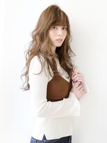 リサ グランシェ(RISA granche)&nbsp;女性らしさを象徴するロングウェーブ