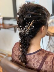 結婚式お呼ばれ編みおろしヘアセット♪