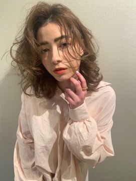 グレース(GRACE) 透け感クリームグレージュカラー＊担当坂本