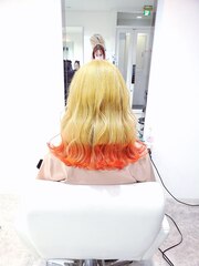 イエロー×オレンジ裾カラー