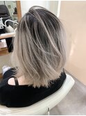 ホワイトバレイヤージュ