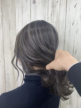 アンダーバーホワイト 南海難波店(_WHITE) 【＿white+】ハイライト×大人ミディアムスタイル