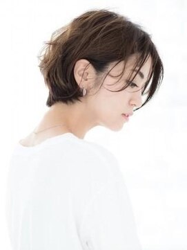 オレロ 国立(olelo) 大人ガーリー/似合わせカット/リバースセンターパート/国立