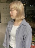 シアーベージュ