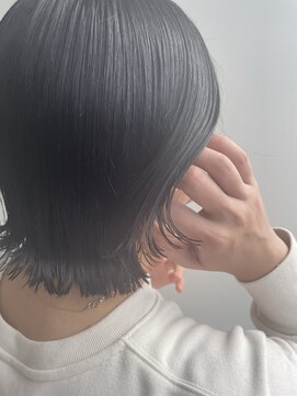 美容室 アイディー i-dee 切りっぱなしボブ
