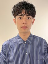 トレス(TRESS)&nbsp;センターパート　メンズマッシュ　メンズパーマ　原宿表参道渋谷