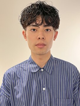 トレス(TRESS) センターパート メンズマッシュ メンズパーマ 原宿表参道渋谷