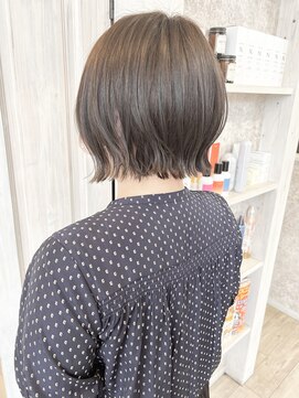 キャアリー(Caary) 福山市美容室Caary ブリーチなしミルクティーアッシュミニボブ