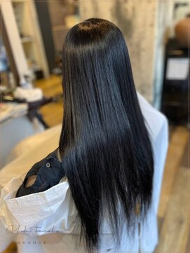 ヘアデザイニング アヴァンセ(HAIR DESIGNING Avance) 縮毛矯正/ブルーブラック