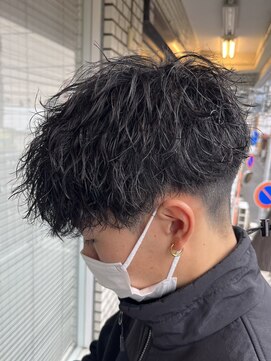 シャイン 大宮(SHINE) メンズカット/パーマ/ヘッドスパ/ブリーチ/眉毛/韓国/大宮/Men's
