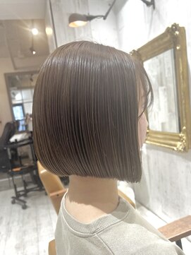 リビュー(re view) 《re view MIRU》前下がりボブ/オリーブベージュカラー