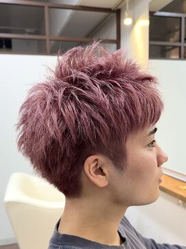 スタジオフォーエイチ(STUDIO 4H) 刈り上げショート/スパイキーショート/ピンクカラー/ブリーチ