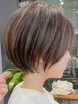 ヨリ トウキョウ(yori Tokyo)&nbsp;似合わせカット30代40代50代ショートボブくびれレイヤーカット