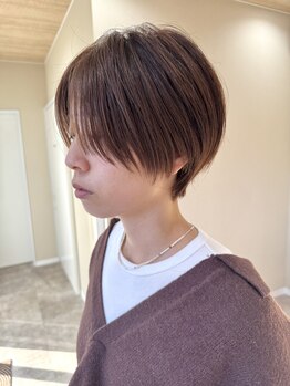 ムー(muu)の写真/大人女性の魅力を引き出す◎白髪がきにならないカラーで、軽やかなショートスタイルを叶える！