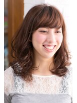 グラニュー(granew)&nbsp;重めバング×ゆるふわミディ