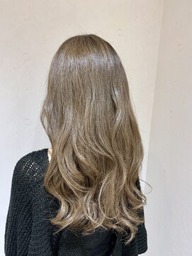 フェリア 渋谷(Feria) 《filo by Feria渋谷》シルバーグレージュ☆ ”Sota Tawara”