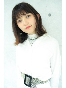 モリオ フロム ロンドン 大宮2号店(morio from London) 【なかじま ひびき】シースルーバング×耳かけ外ハネロブ