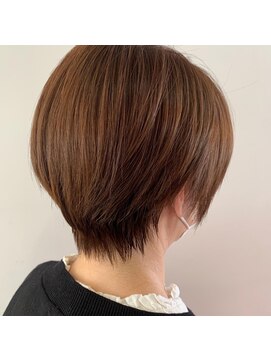 ウララ(ulala.) ナチュラルショート