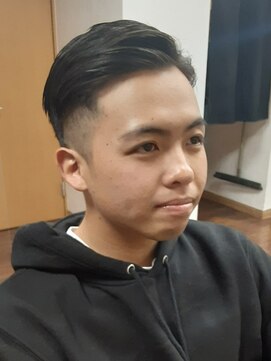 コダマ 新大塚店(KODAMA) サイドパートツーブロックスタイル(スキンフェード)新大塚