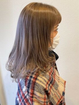 ワークス 下北沢(WORKS) セミロングインナーカラー/アッシュベージュ/イヤリングカラー
