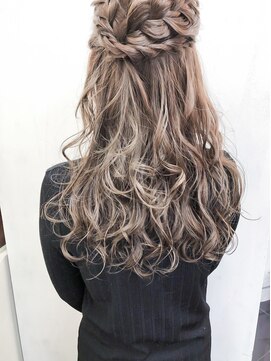 ミシェリー(misherry) グレージュカラーココアベージュロングアレンジウェーブ韓国風