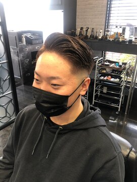 ヒロザバーバー(HIRO THE BARBER) フェード　宇部市/理容室/理容院/メンズカット