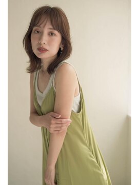 ムク 甲府(muku.) ミディアムヘア/斜めバング/グレージュカラー/甲府駅