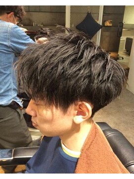 クオンヒール(QUON HEAL) ナチュラルマッシュスタイルアップバングショート