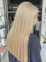 ベレーザ 渋谷(BELEZA)&nbsp;8331ブロンドベージュハイライトバレイヤージュハイトーンカラー