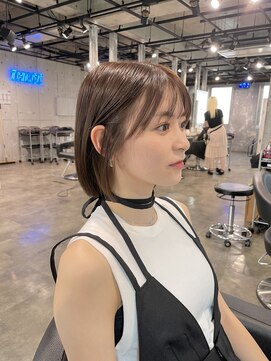 アイズ 横浜(IS) 横浜/mikiya指名/切りっぱなしボブ/顔周りカット