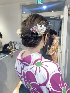 テトラ バイ ネオリーブ 横浜西口店(tetra by neolive) ＊卒業式シニヨンアレンジ＊[横浜/横浜駅]