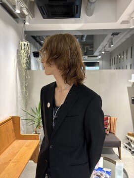 ミリ(milli Produce by ITAKURA) メンズミディアムウルフ