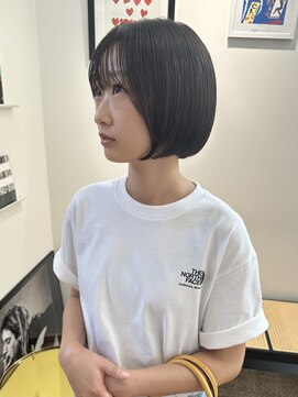 ヘイデイズ(HEY DAYS) 20代30代40代小顔丸みワンレンボブ薄めバング