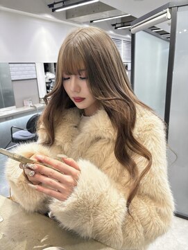 リリー(Lilley) 【稲永麻衣】コリエク+羽エクステ+ブリーチ+顔まわり+韓国ヘア