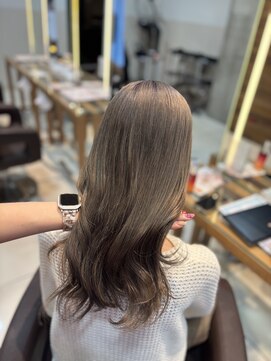 ロハスバイケンジ(LOHAS by KENJE) 赤みを抑えた、上品ベージュのダブルカラー