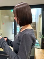 オーシャン(Ocean)&nbsp;顔周りカット アッシュグレー 髪質改善カラー タッセルボブ 20代