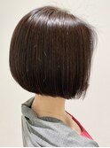 前下がりボブ