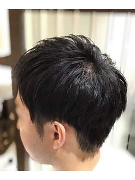 エヌドットバーバー ギンザ(N.BARBER GINZA) ナチュラル×ツーブロック