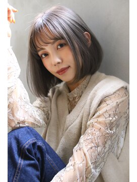 ロゼ 茨木(Rose) 【ROSE】ホワイティアッシュ_ぶつ切りボブ_透けバング
