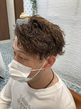 ムック 葛西(MUCCU) 波打かき上げパーマ