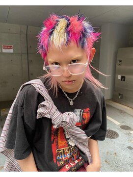 レコ 渋谷(LECO) ネオンカラーとホワイトでデザインマレット