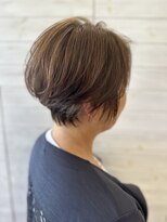 シャイン(Shine) 大人ショートボブ