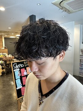男を磨くメンズサロン オム グランド(HOMME GRAND) シャドウパーマ