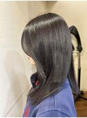 顔まわりカットレイヤー◎暗髪グレージュ×くびれ巻き