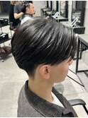曲がる縮毛矯正刈り上げセンターパートマッシュ