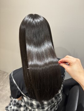 イオエ 西梅田(ioe) ブリーチなしカラー／髪質改善/ミルクティーベージュ/顔へア