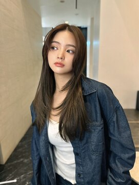 シェノン バイ アランスミシー 表参道(CHAINON by Alan smithee) 表参道/クラゲヘアー/オリーブグレー/小顔/ココアベージュ/渋谷